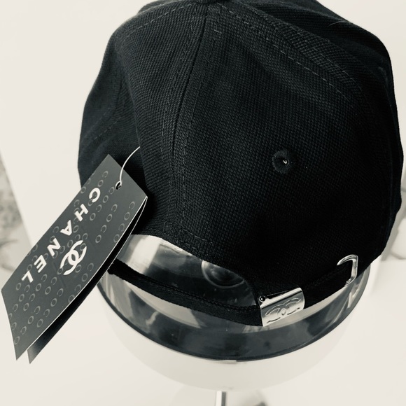 Chanel 🌹 baseball cap 💋🌹 - Picture 4 of 6